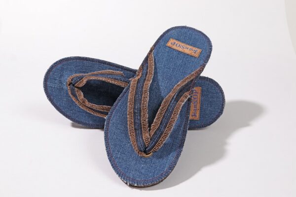 Flip-Flops Blau Breite Naht